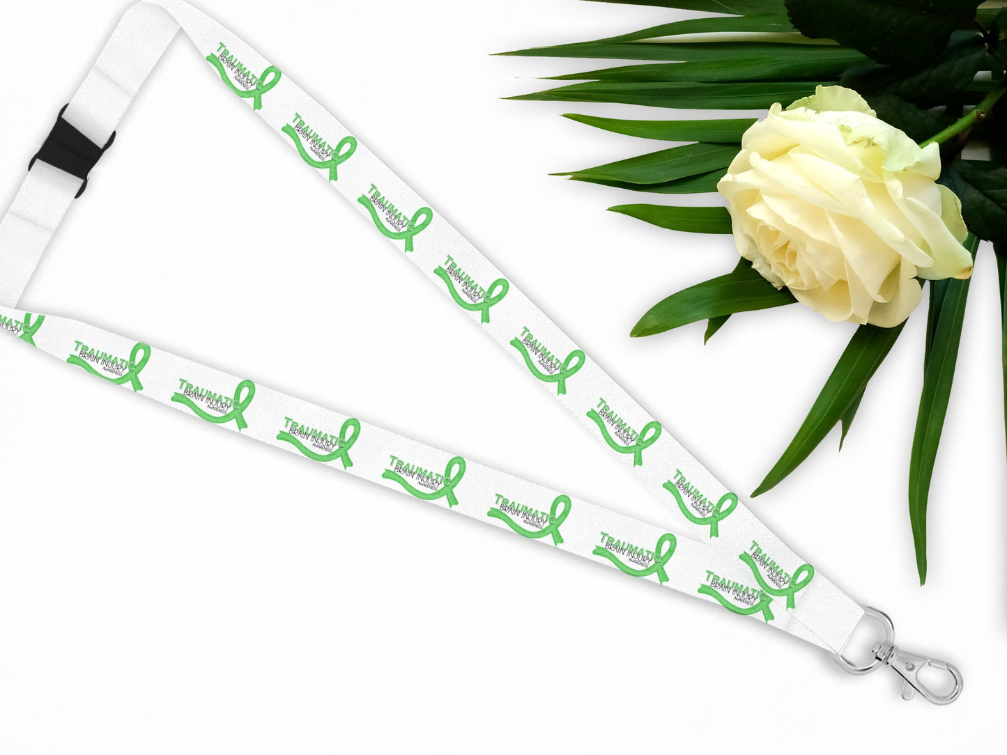 100% Polyester safety breakaway lanyard with optional emergency contact & medical id card

Lanyard = 45 cm long + 10 cm badge holder 

Break away clips at 2 points 
a. behind the neck 
b. on the badge holder