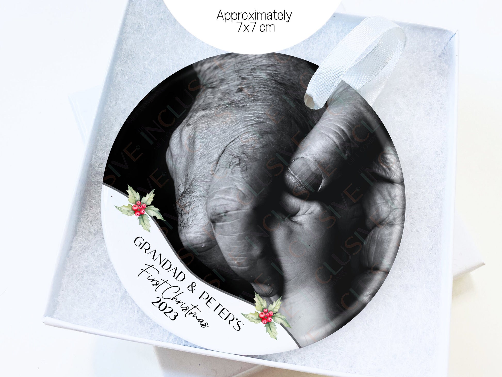 White ceamic circle printed with photo of your choice Approximately 7 by 7cm in size