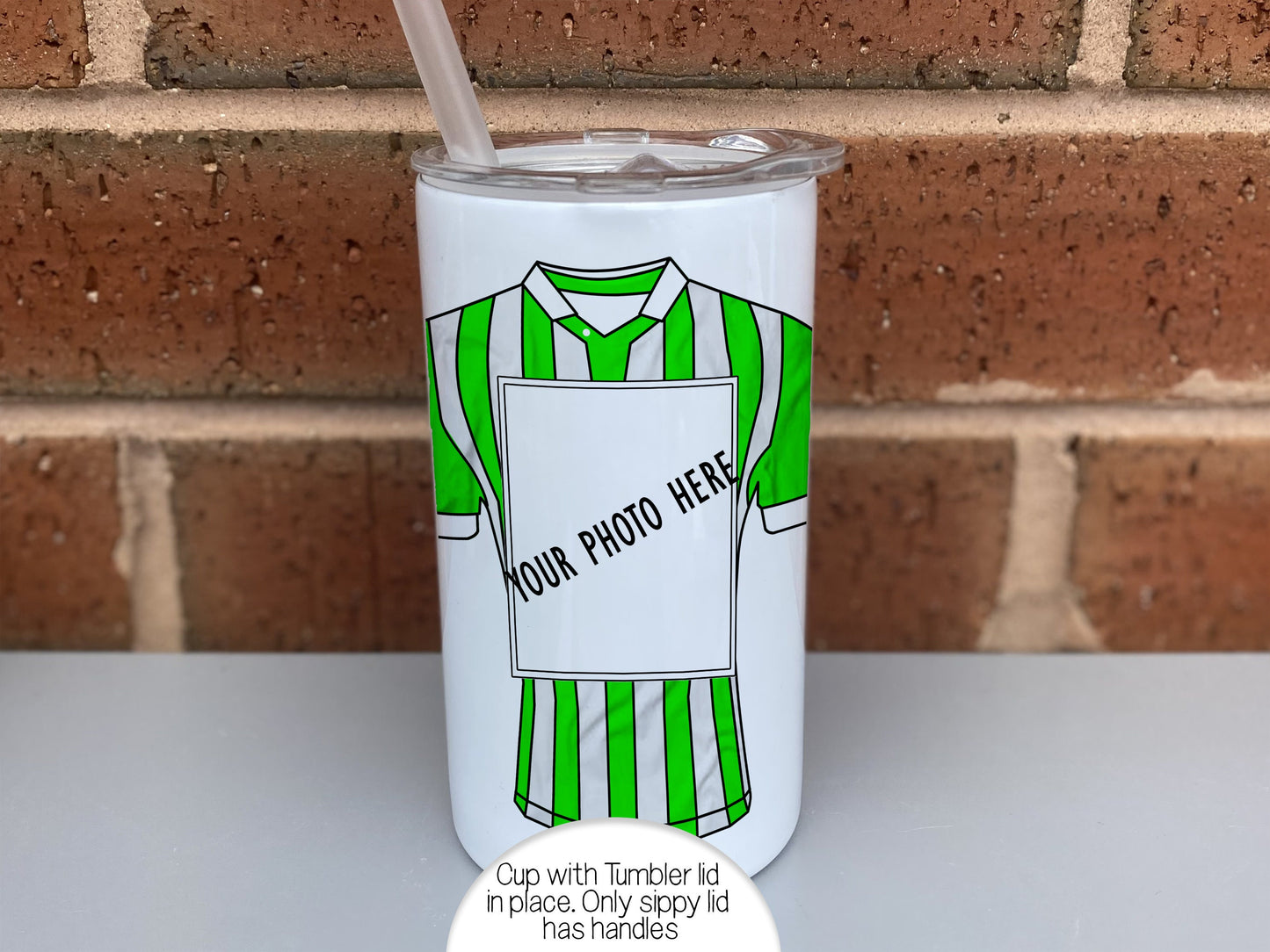 Comes with both sippy lid with handles and tumbler lid with straw